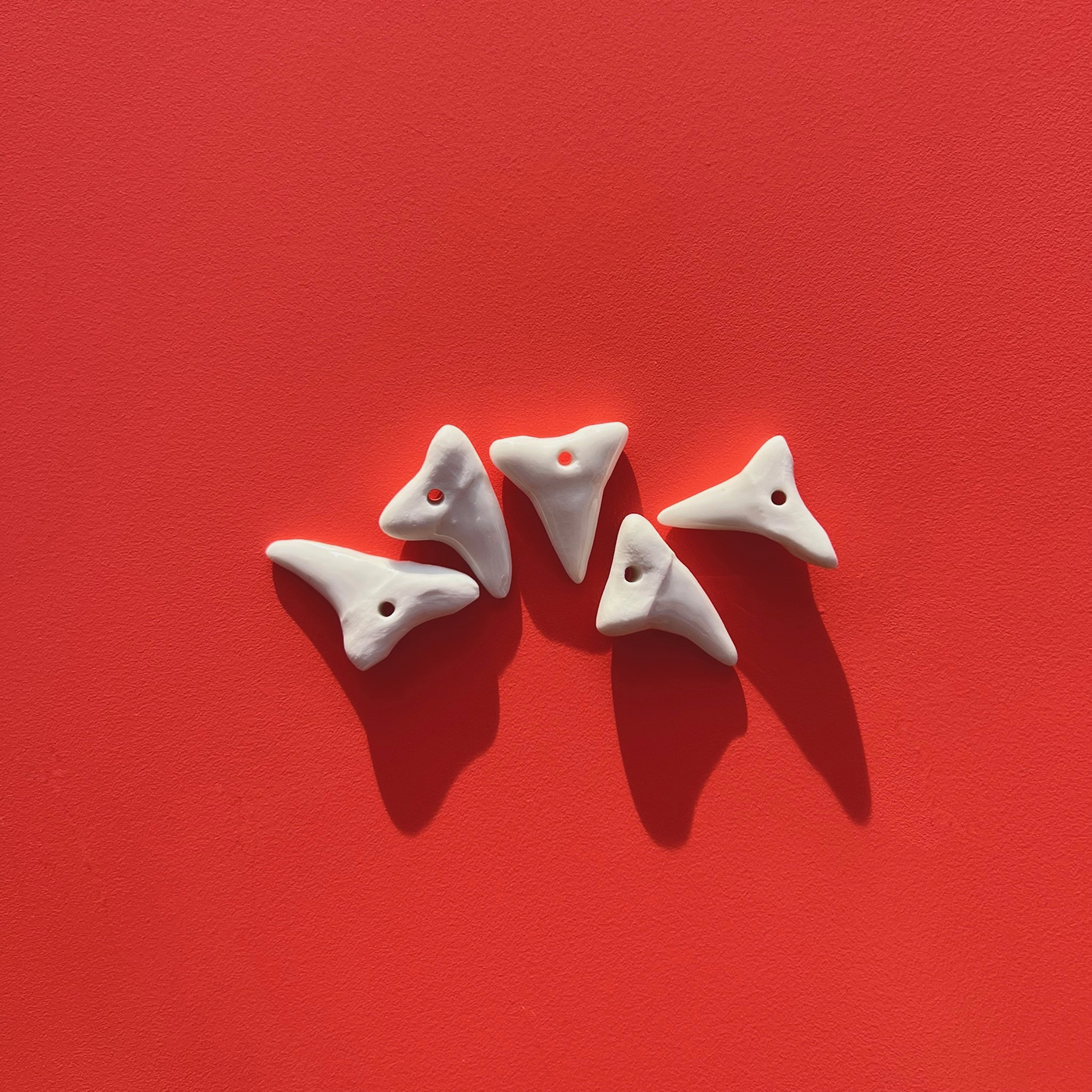 Fèves en porcelaine réalisées pour la boulangerie Pinpin